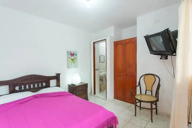 Tropical Sun Cartagena Hotel
