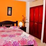 **  Tropical Sun Cartagena Hotel Colombia
