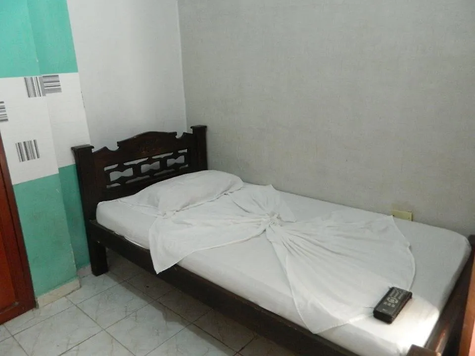 **  Tropical Sun Cartagena Hotel Colombia